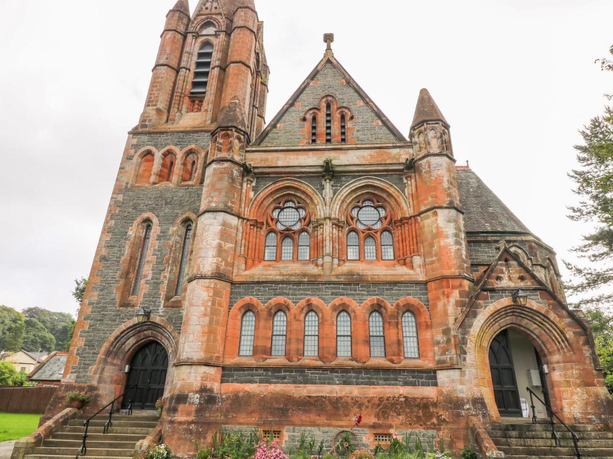 Penthouse St Mary'S Church 莫法特 外观 照片